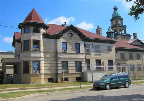 Van Buren County Jail | I'm guessing the front was originall… | Flickr