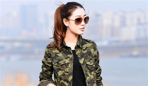 Tips to flaunt the camouflage print