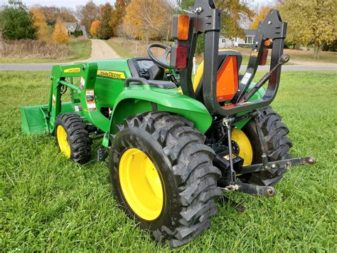 John Deere 3038E Compact Tractor
