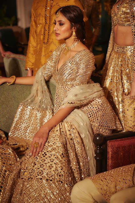 12 heavy designer kurtas that brides can actually wear on their wedding ...