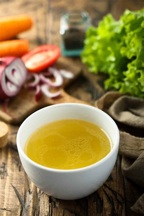 6 Beef Broth Substitutes (& How Much to Use) - Clean Eating Kitchen