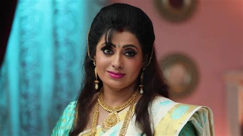 Watch Sembaruthi TV Serial 13th July 2019 Full Episode 529 Online on ZEE5