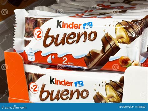 Kinder Bueno Chocolate Bar Editorial Image | CartoonDealer.com #85605404