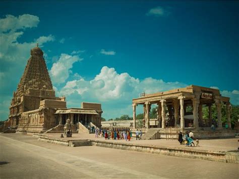 The Jewels of Chola Architecture — lesson. Social Science, Class 7.