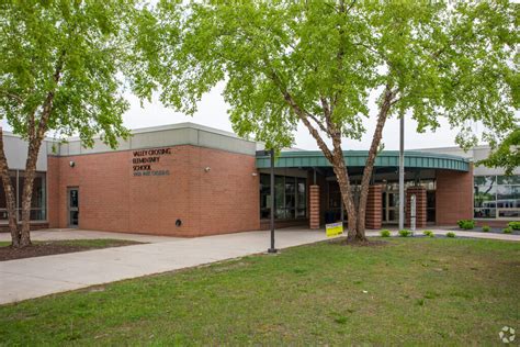 Valley Crossing Elementary in Woodbury, MN - Homes.com