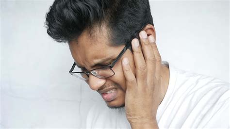 Can a Cold Cause Ear Pain? – NutritionFact.in