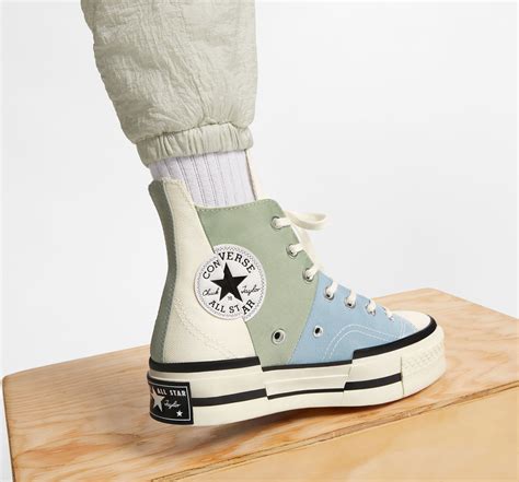 Chuck 70 Plus Material Mashup Unisex . Converse.com