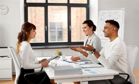 Job Recruiting 的图像结果