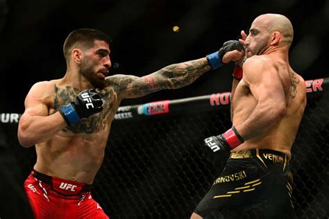 Makhachev explained why Volkanovski lost defeated Topuria in defeat ...