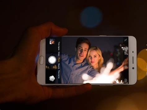 Kupas Tuntas Teknologi Kamera Selfie di Smartphone