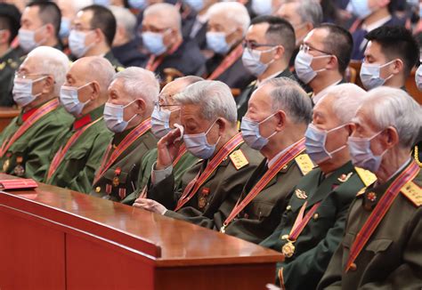纪念中国人民志愿军抗美援朝出国作战70周年大会在北京隆重举行_新华社