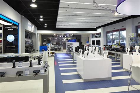 Electronics Components Store 的图像结果