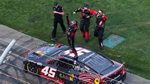 Daytona 500 winner Tyler Reddick takes NASCAR opener: Results, leaderboard