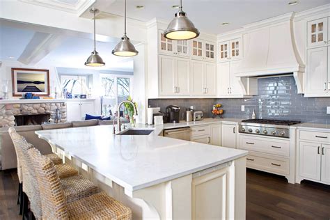 How Much Does Quartz Countertops Cost? - 2022 Cost Guide
