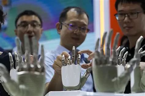 China proposes global body to govern artificial intelligence