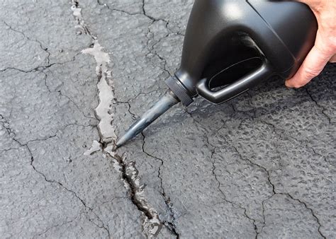 3 Types of Asphalt Driveway Repair Methods — Boots On Enterprises