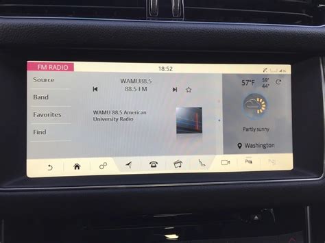 2018 Jaguar XF: 94 Interior Photos | U.S. News