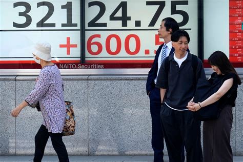 日本経済停滞の原因？失われた30年を解説 - YouTube