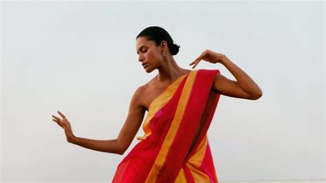 7 morning rituals that will boost your mood and energy | Vogue India