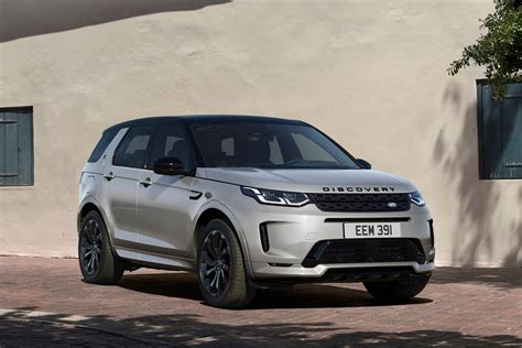 Say Hello To The New And Improved 2021 Land Rover Discovery Sport | CarBuzz