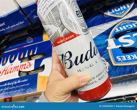 Marinette,WI/USA- Nov9,2019: Cans of Budweiser Beer - an American Style ...