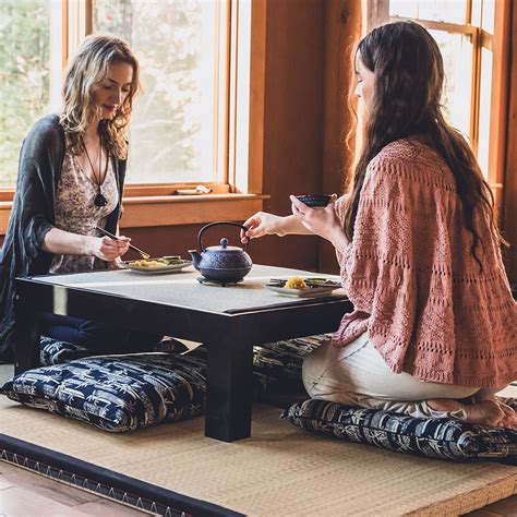 Japanese Tables – J-Life International