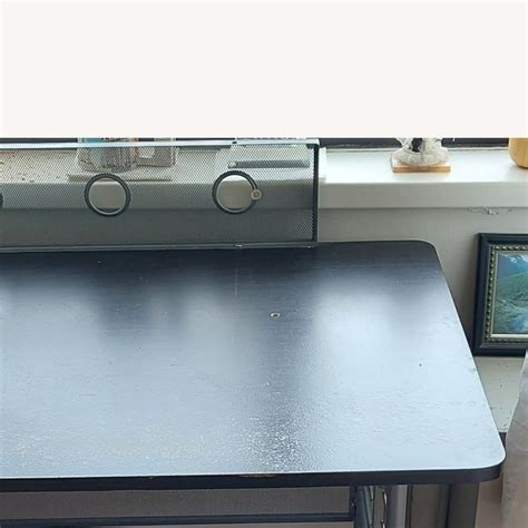 Staples Computer Desk 的图像结果