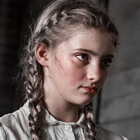 𝘱𝘳𝘪𝘮 彡 𝘵𝘩𝘨 ╰┈ -ˋˏ @ 𝐵𝑋𝑊𝐼𝐷𝑂𝑊 ˎˊ ⌖ ━━━━━ ⌖ | Hunger games girl, Hunger ...