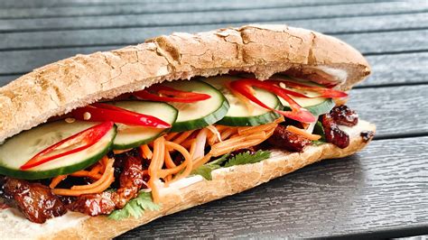 Pork Banh Mi - Banh mi thit nuong) - GastroFun.net