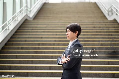 Profile Suit Man 的图像结果