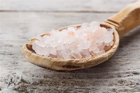 Himalayan Salt Vs. Sea Salt: SPICEography Showdown - SPICEography