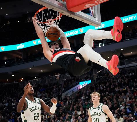 Watch Bucks vs Spurs tonight: Channel, time, TV, streaming. odds