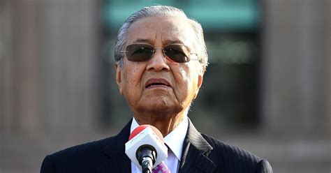 Jammu and Kashmir: Malaysian PM refuses to retract comment amid calls ...