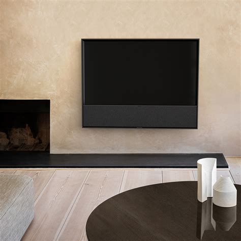 Bang & Olufsen Beovision Contour 55" Television | The Coolector
