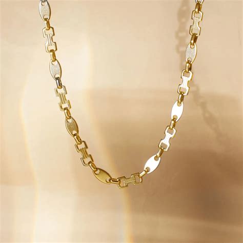 Minimalist Chain Gold Necklace | Salty – Salty Accessories