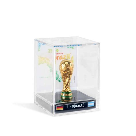 FIFA World Cup Trophy Backside 的图像结果