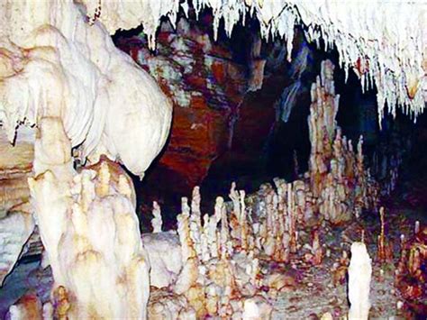 chhattisgarh know about the mysterious kutumsar caves the home land of ...