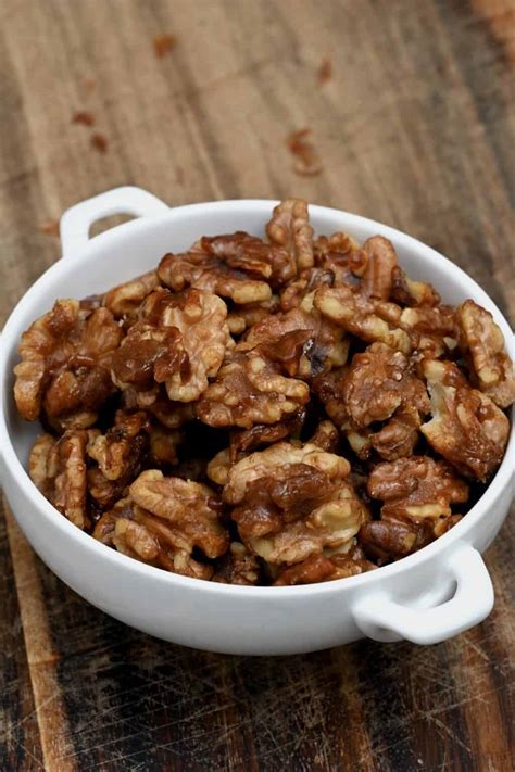 Quick And Easy Candied Walnuts - Alphafoodie