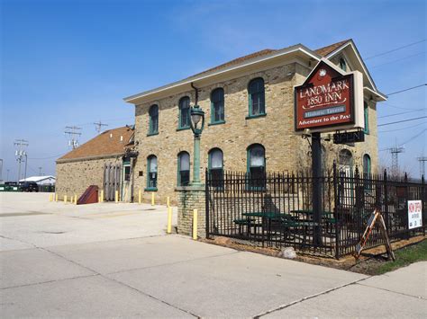 Milwaukee’s Oldest Bar Is Reopening » Urban Milwaukee