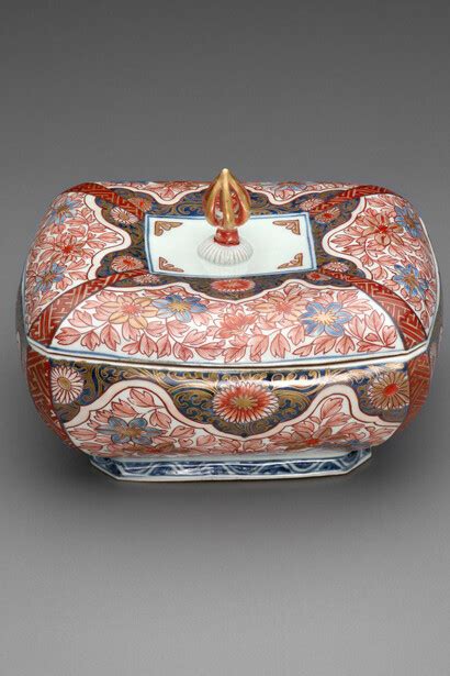 Imari porcelain | Meer