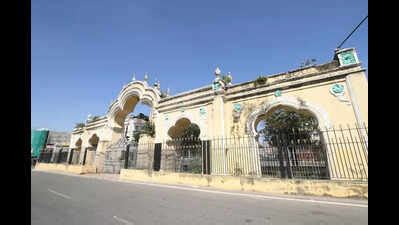 Historic arch gates to regain glory under Rs 1.20cr project | Mysuru ...