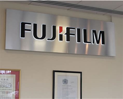 Metal Signs 的图像结果