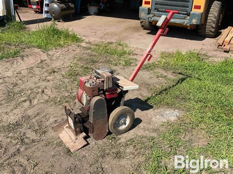 N&A Industrial 16" Floor Scraper | Agriculture | BigIron