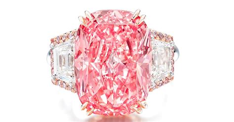 Un rubí gigante es subastado por precio récord en Nuevo York – Metro ...