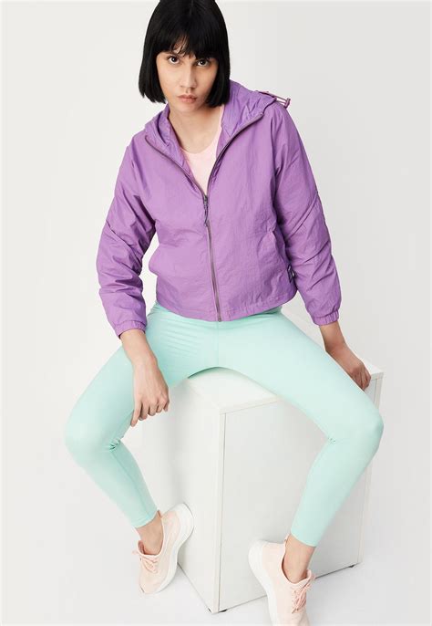 Shop for Winter Jackets for Women Online in India | Max Fashion