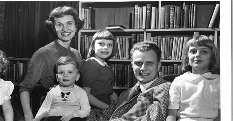 Billy Graham: Billy, Ruth and their children