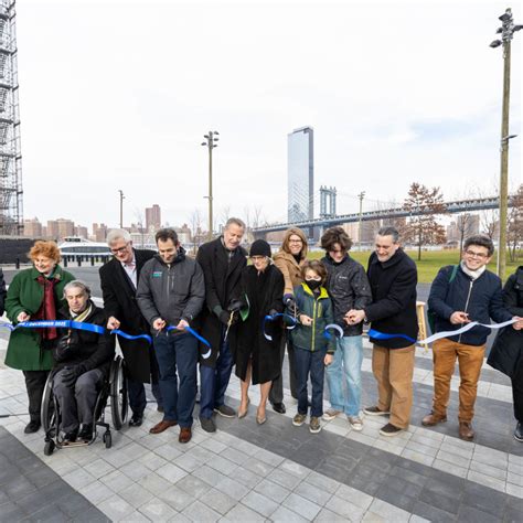 Emily Warren Roebling Plaza Opens, Completing Brooklyn Bridge Park as ...