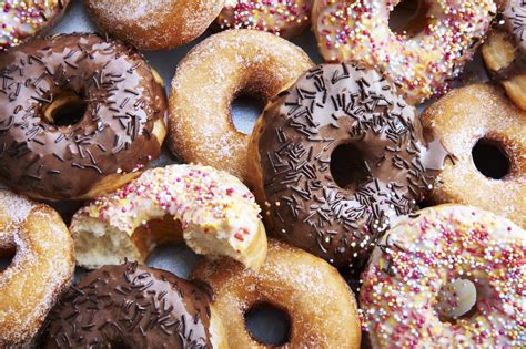 Free Krispy Kreme Doughnuts on Election Day | PS Food