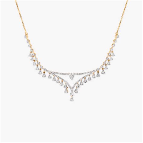 Buy latest Diamond Necklace For Women Online | Tanishq