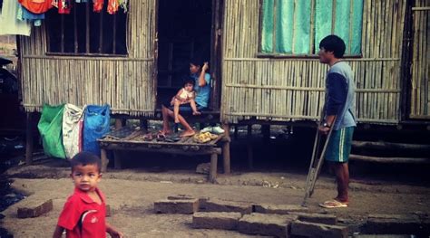 Poverty Pictures for Project 的图像结果